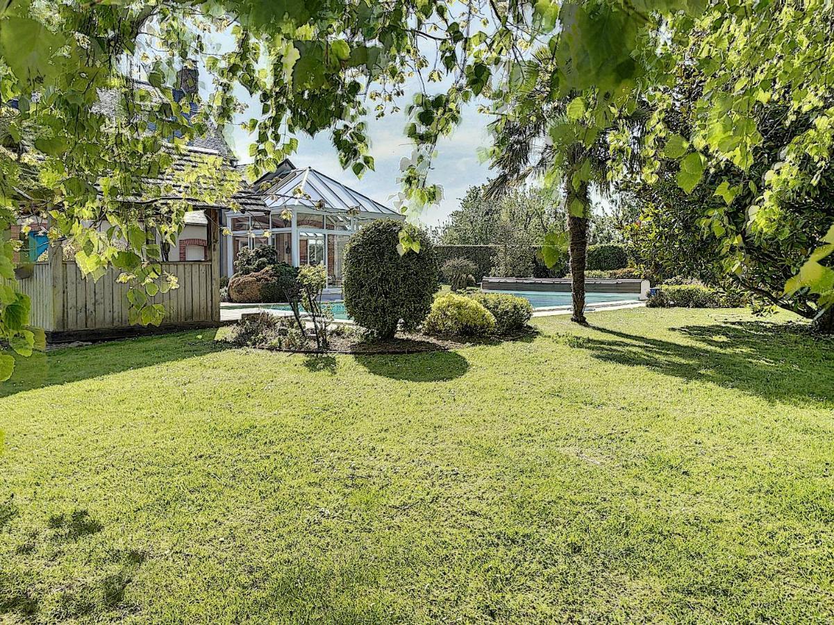 Gite De Charme "La Maison Saint-Leonard" Avec Piscine, Spa, Vue Sur Le Mont Saint-Michel Vains Exterior foto