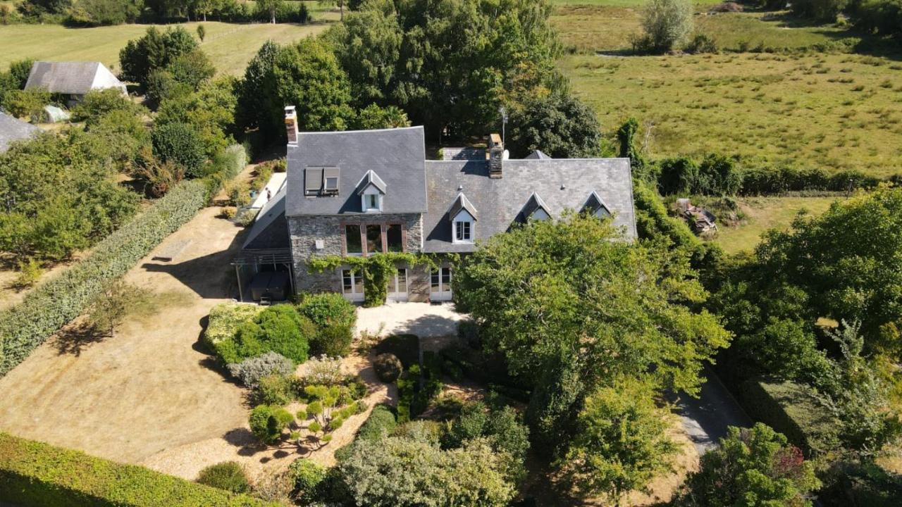 Gite De Charme "La Maison Saint-Leonard" Avec Piscine, Spa, Vue Sur Le Mont Saint-Michel Vains Exterior foto